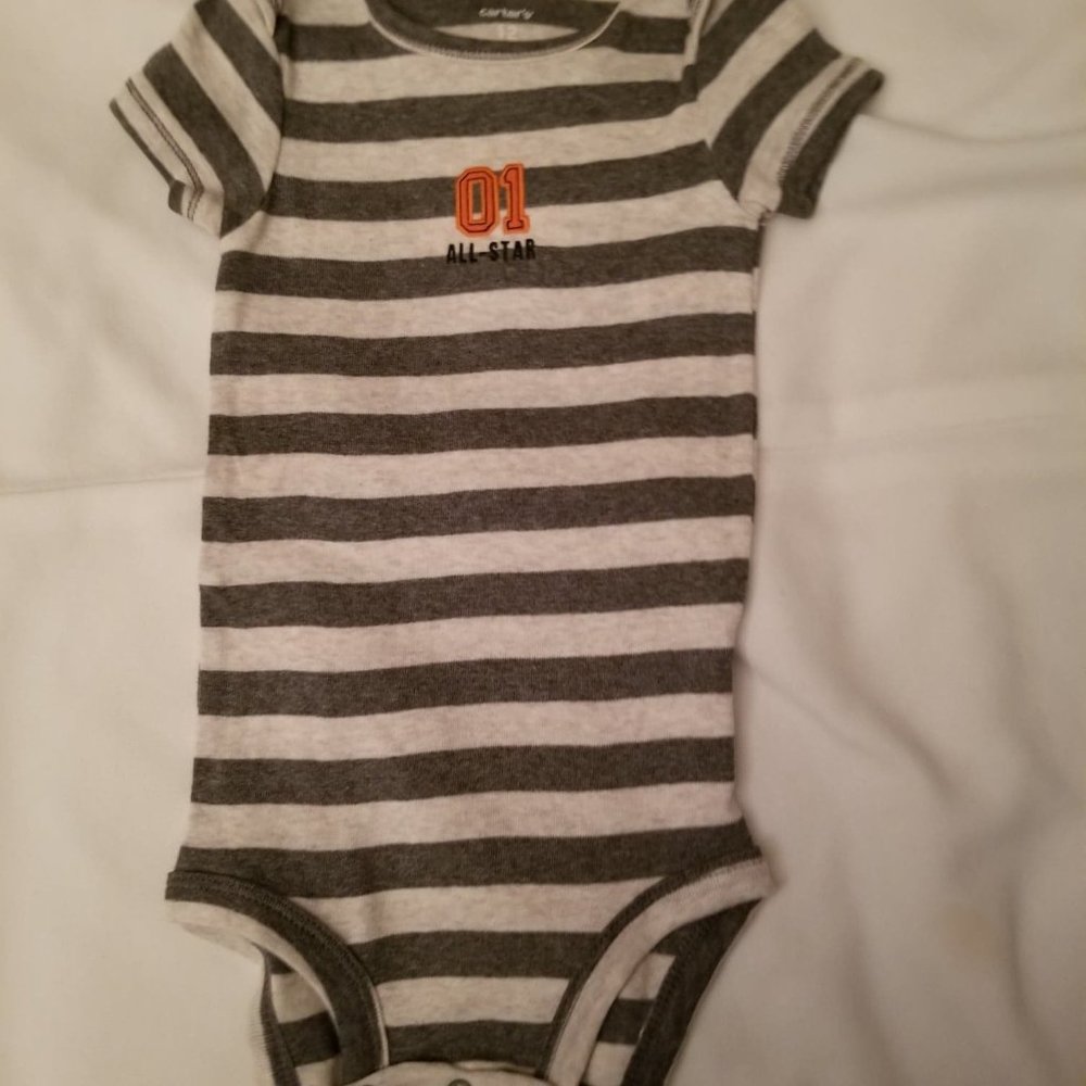 Bodysuits - Picture 3 of 3